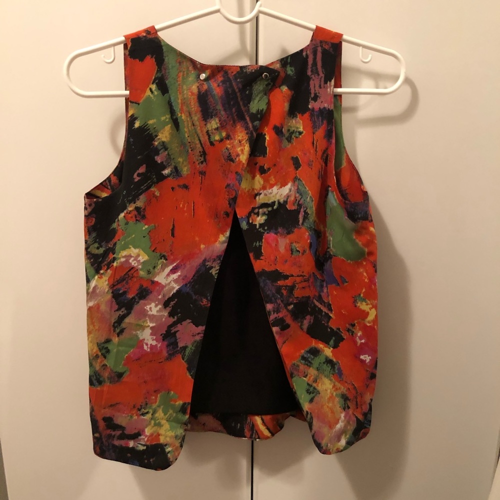 W118 By Walter Baker | Abstract Open-Back Top - image 7